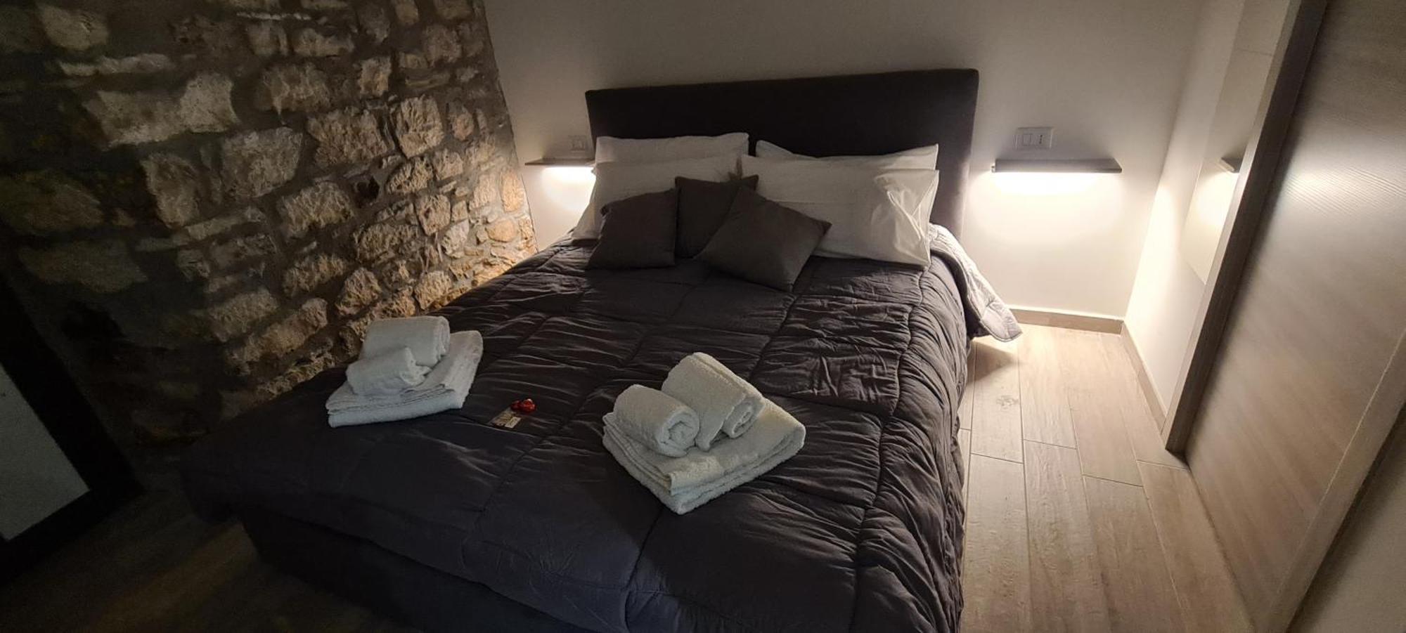Il Campanile Hotel Santa Maria del Molise Bagian luar foto