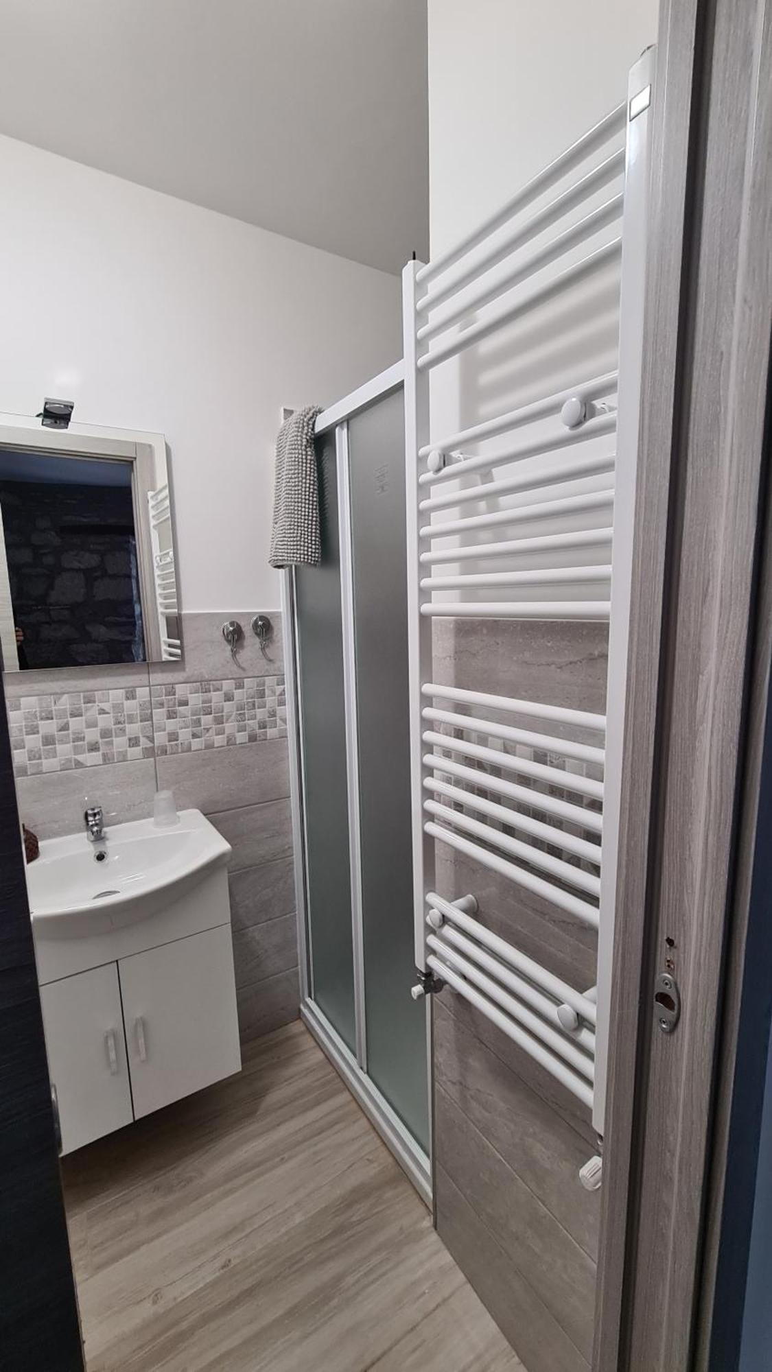 Il Campanile Hotel Santa Maria del Molise Bagian luar foto